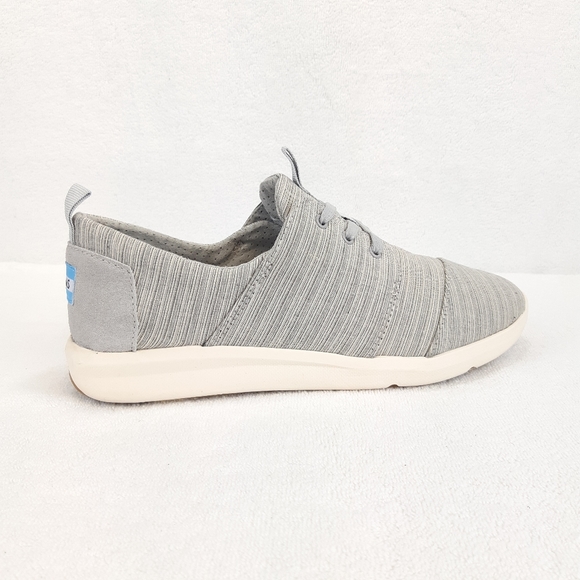 NWOT. TOMS LACE UP GRAY SNEAKERS - Picture 3 of 15